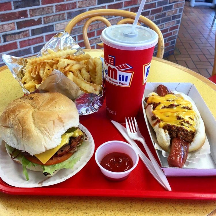 WindMill Hot dogs